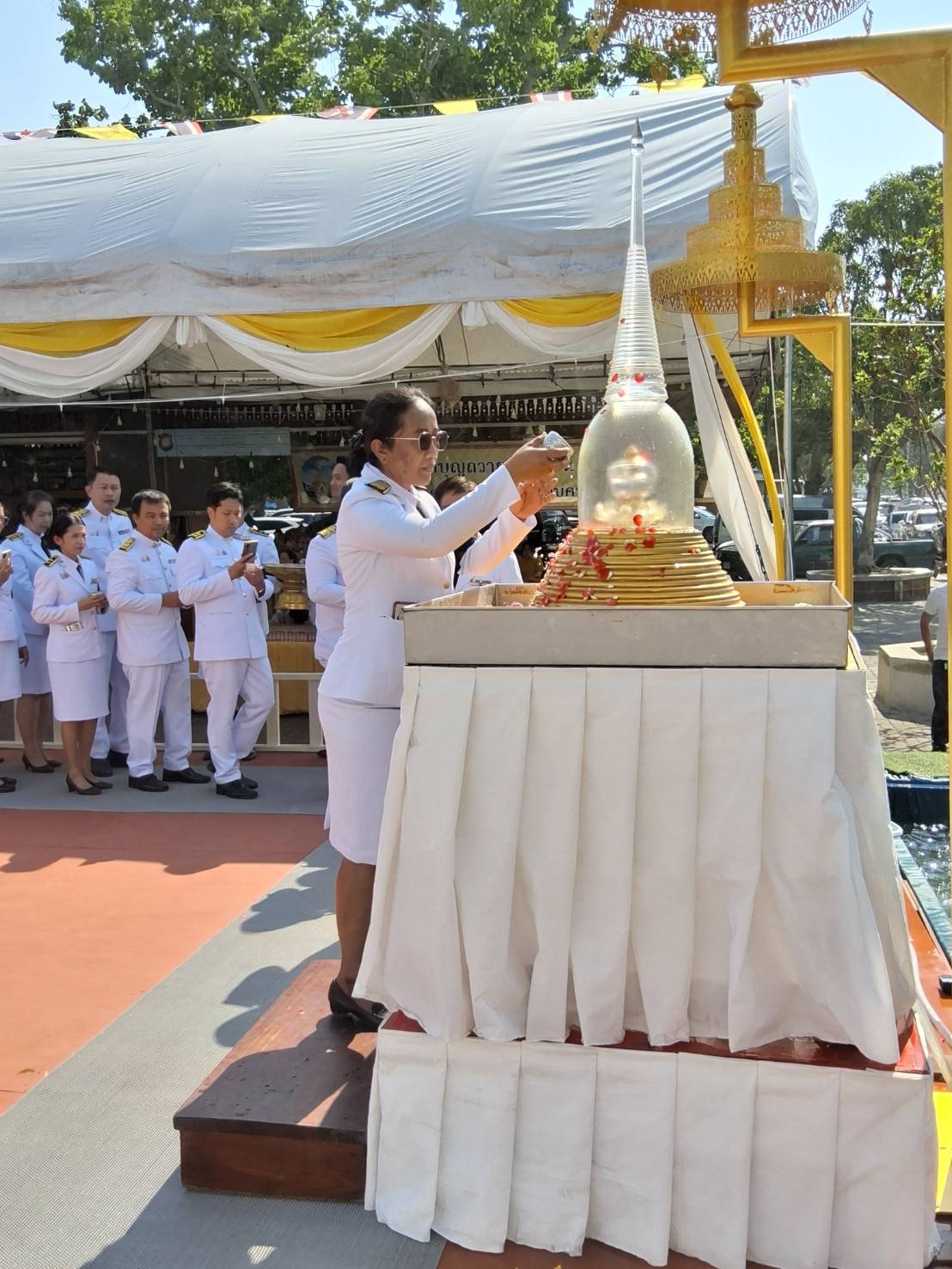 title - ส.ป.ก.นครปฐม เข้าร่วมพิธีอัญเชิญพระบรมสารีริกธาตุ เนื่องในประเพณีสงกรานต์ 2569